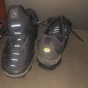 Nike vapor max tennis shoes in excellent condition
